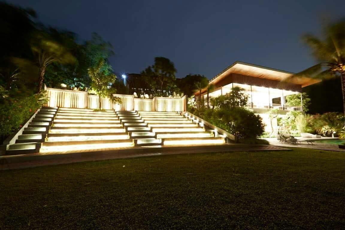 Amanuba Hotel & Resort Rancamaya Богор Екстериор снимка