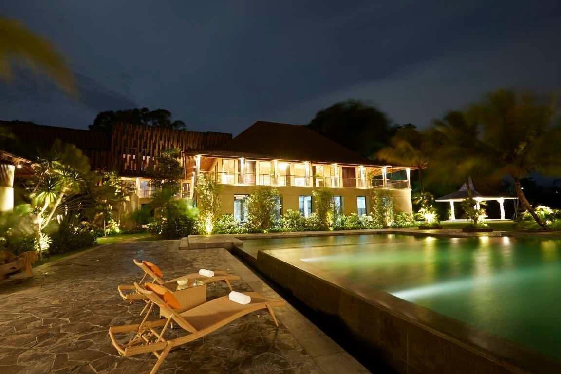 Amanuba Hotel & Resort Rancamaya Богор Екстериор снимка